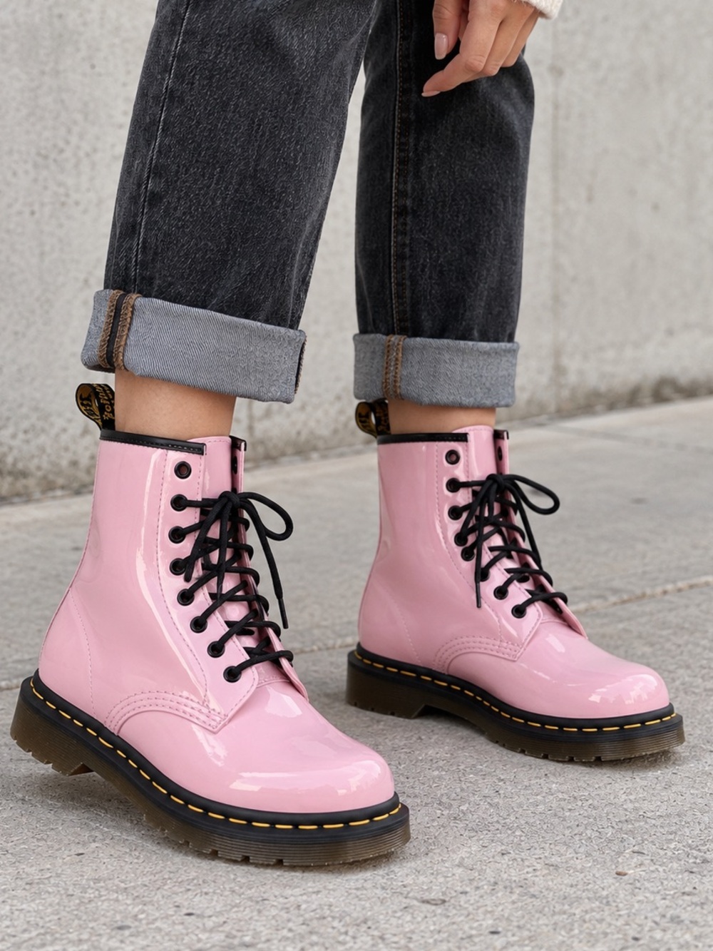 Dr. Martens 1460 Pale Pink Patent Leather 8-Eye Boots Women’s 6